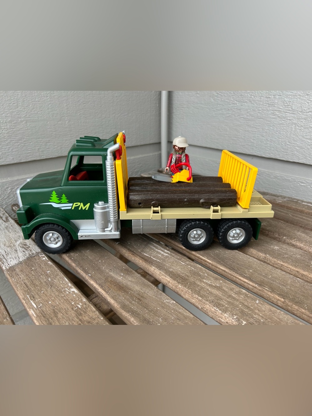 PLAYMOBIL 9115 Timber Logging Truck w/ Driver & Logs Country Set